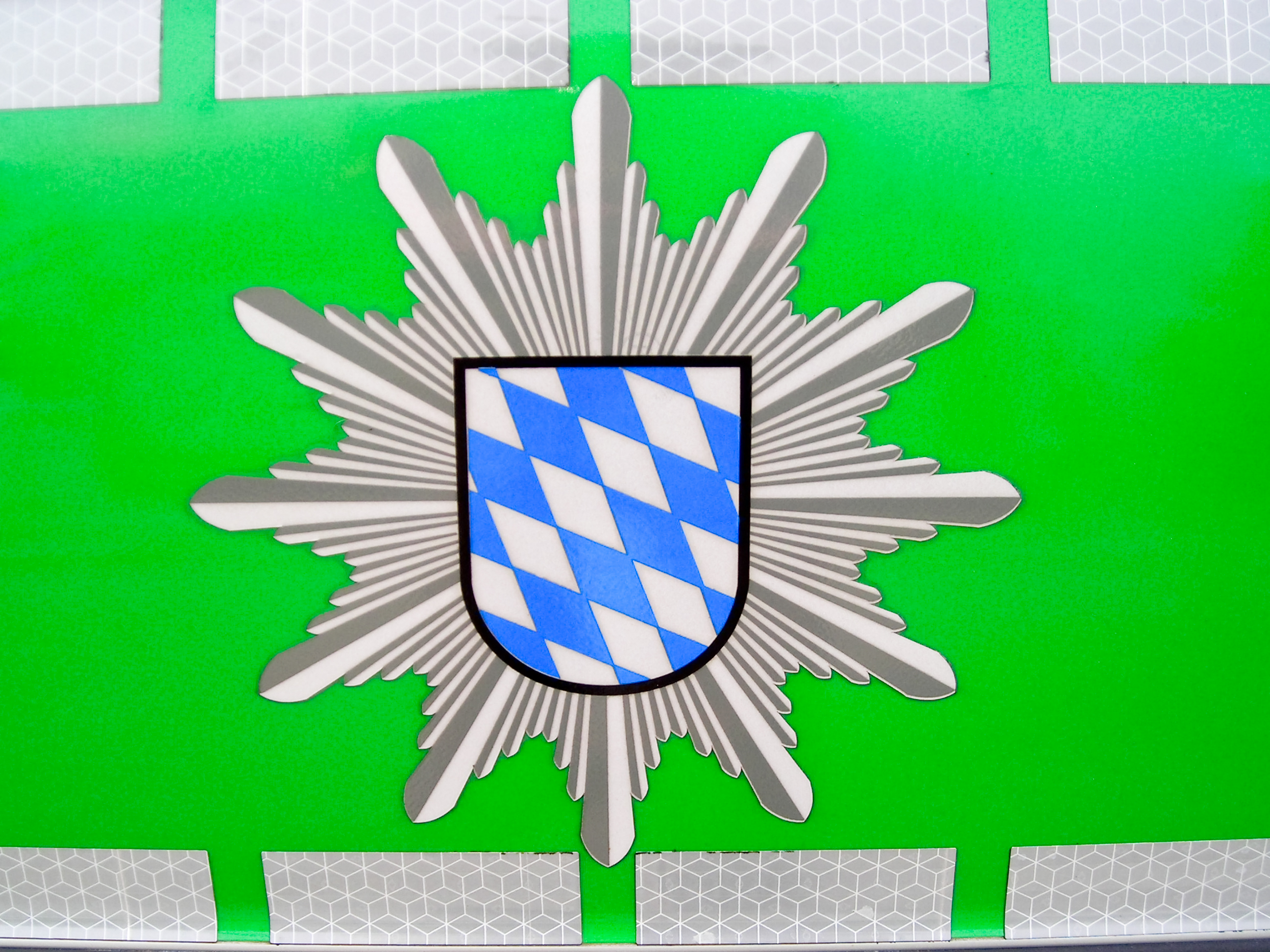 Bavarian Police Bavarian State Police Star on a police car green-silver.